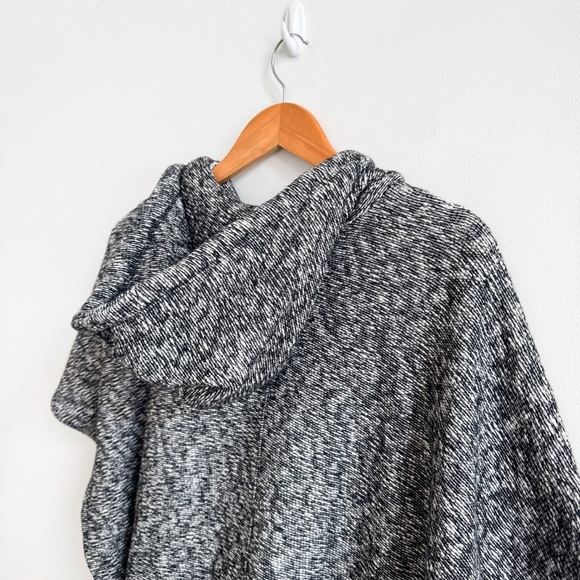 L’AGENCE • Marled Poncho Zip Up Hoodie Sweater - Picture 8 of 13